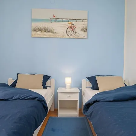 Dobran By Istrialux *