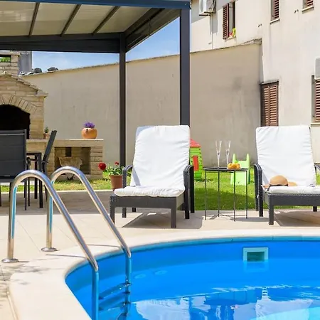 Villa Dobran By Istrialux