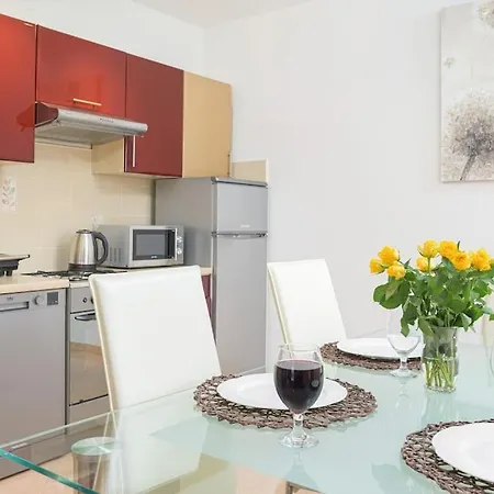 Dobran By Istrialux * Rebici